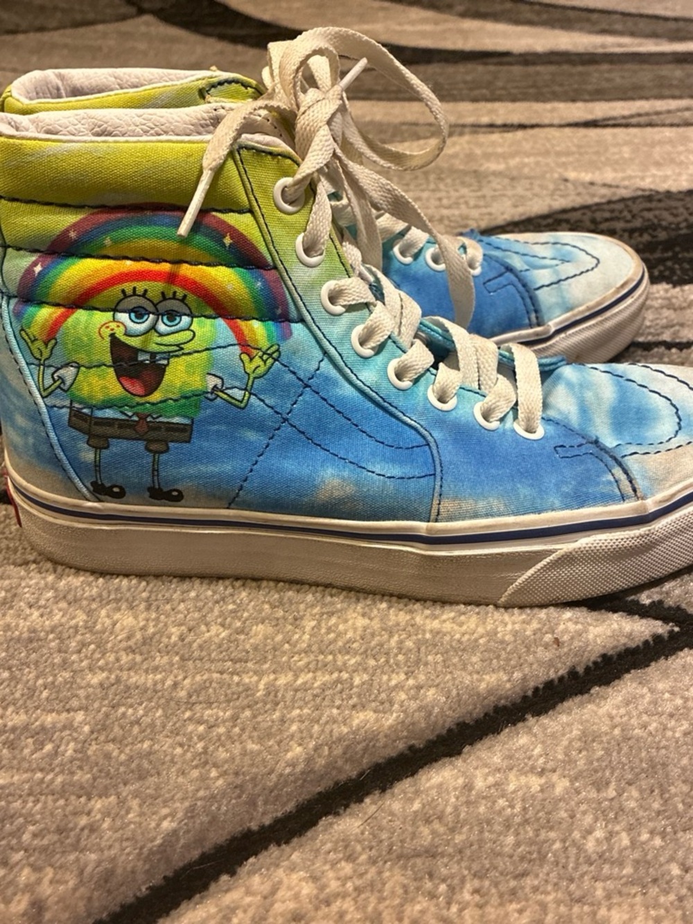 High-Top Canvas Sneakers with Rainbow Sponge Character - Blue/Yellow
